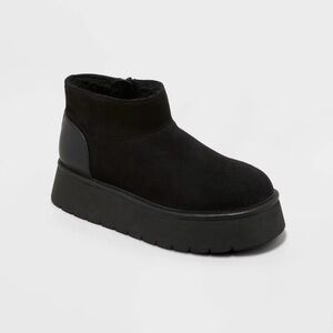 Women's Missy Platform Booties with Memory Foam Insole - Wild Fable Black Size 8